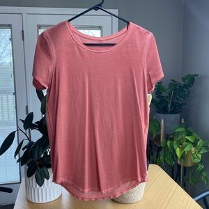 Lululemon short sleeve tee